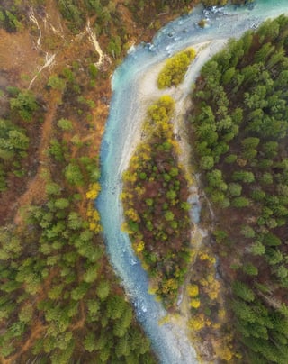 ales-krivec-GFY7NY4PMbo-unsplash (1) (1)-1